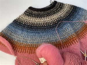 Strikke kit til Anne Ventzels badger and bloom